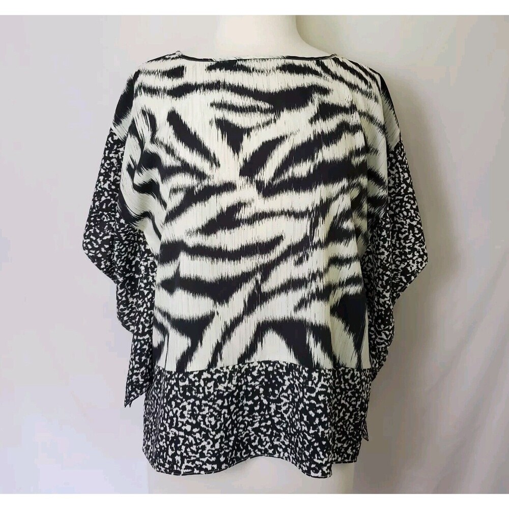 MICHAEL KORS Zebra Print Blouse Petite M/L Kaftan Black Cream Kimono Sleeve Top